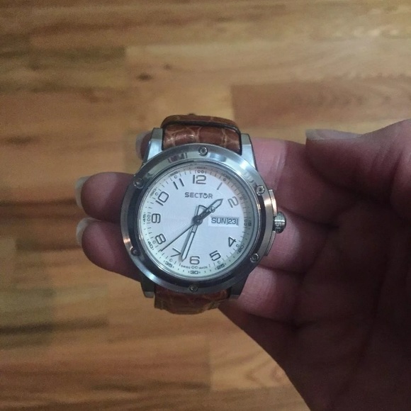 sector 850 automatic chronograph
